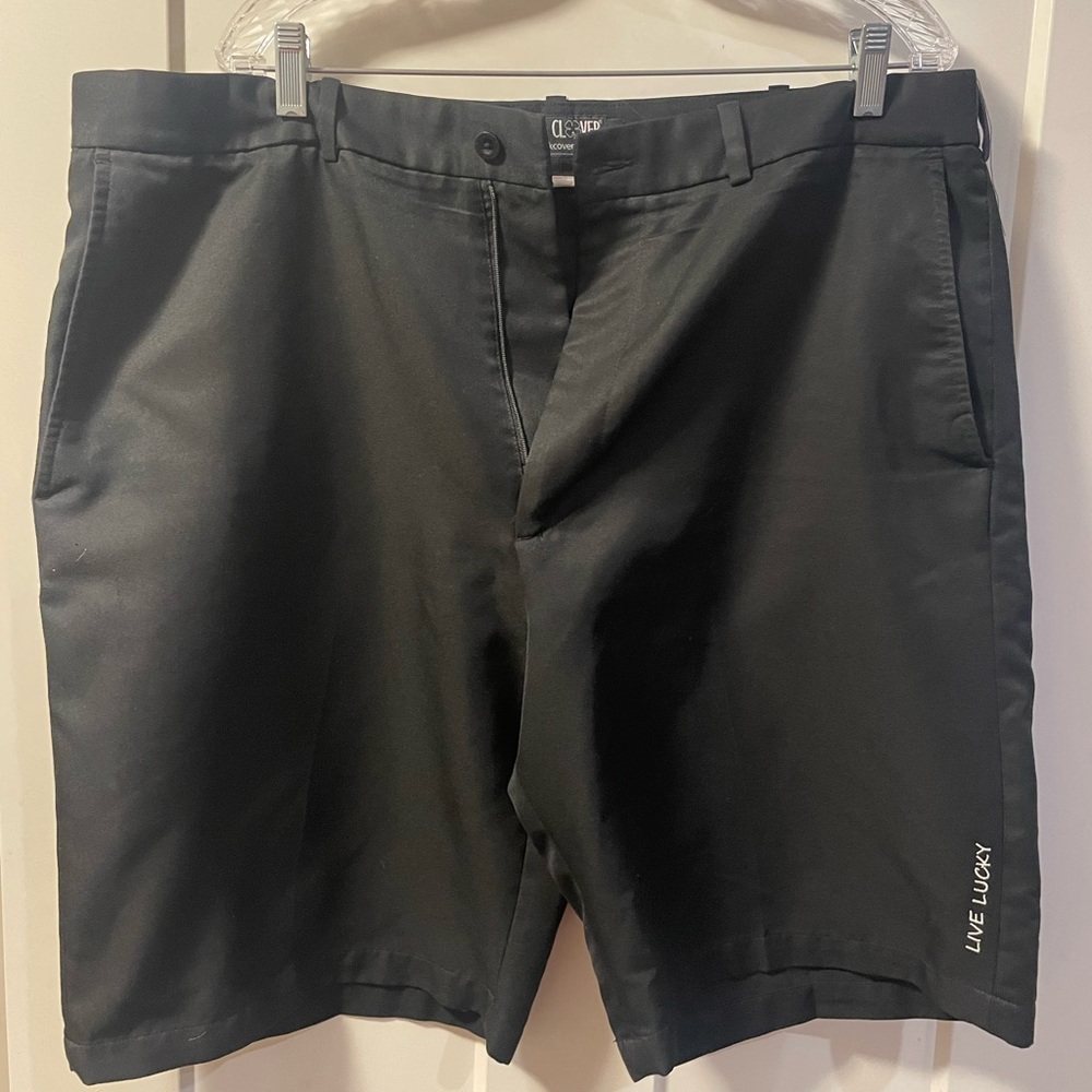 Black Clover ‘Live Lucky’ golf shorts